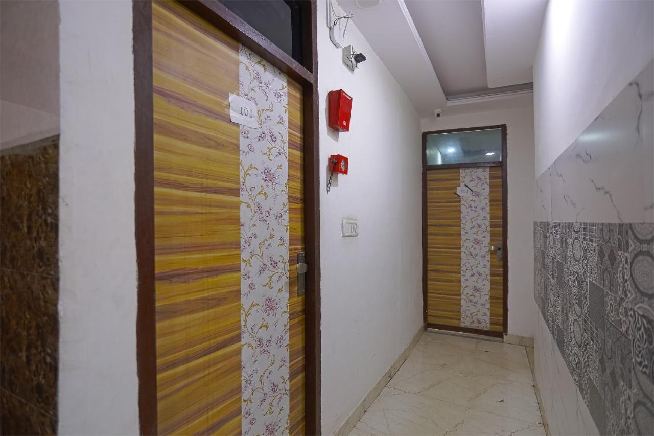Oyo Flagship 79289 Hotel Grand Keshav גאזיאבאד מראה חיצוני תמונה