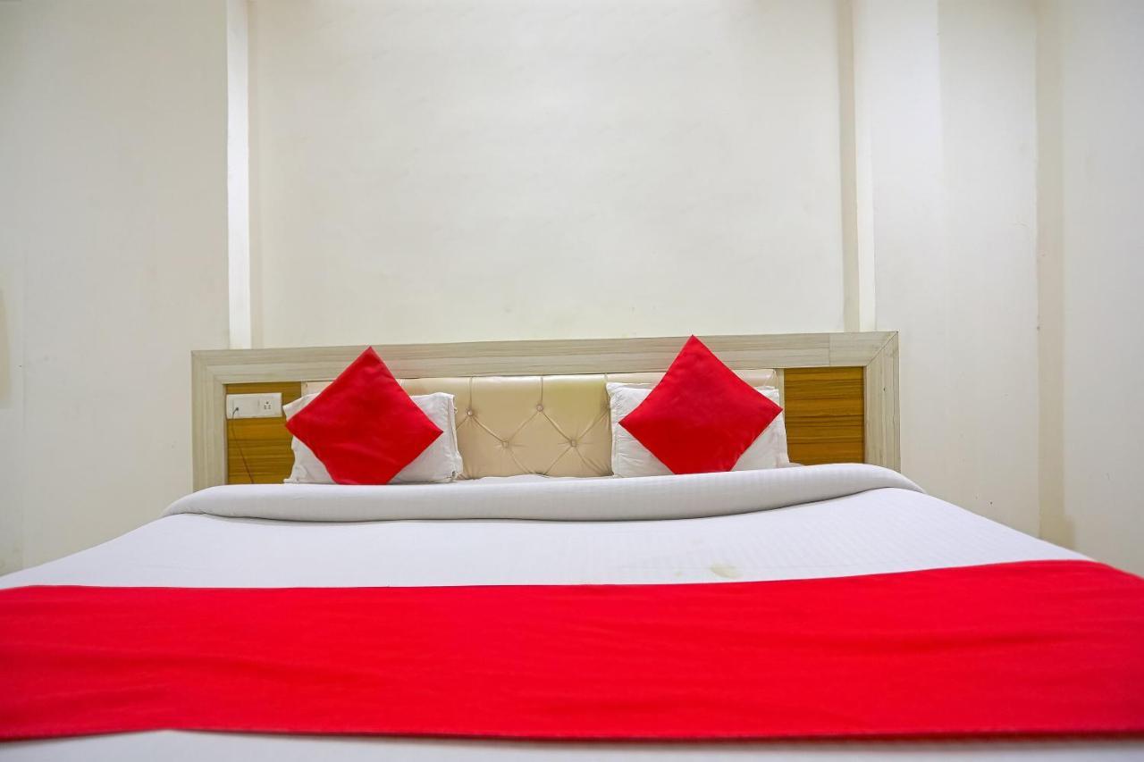 Oyo Flagship 79289 Hotel Grand Keshav גאזיאבאד מראה חיצוני תמונה