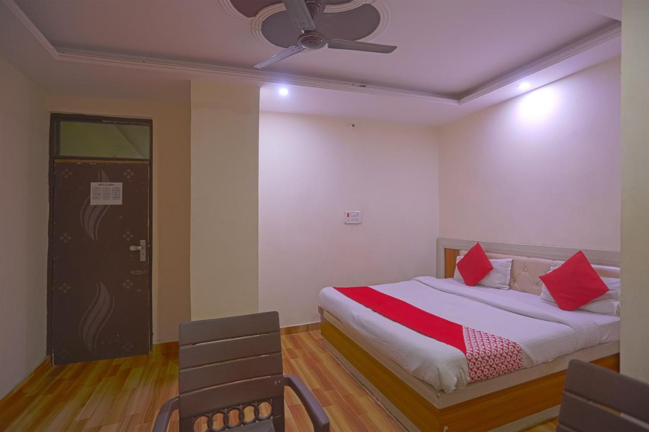 Oyo Flagship 79289 Hotel Grand Keshav גאזיאבאד מראה חיצוני תמונה